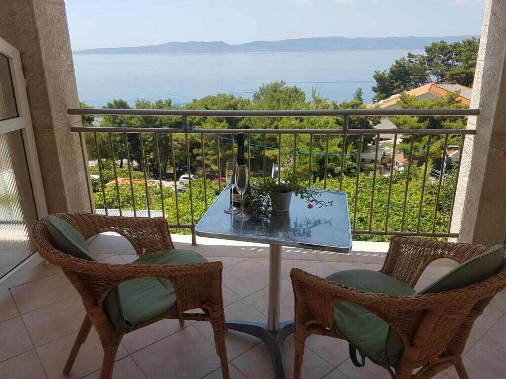 Villa Luka balcony, Brela